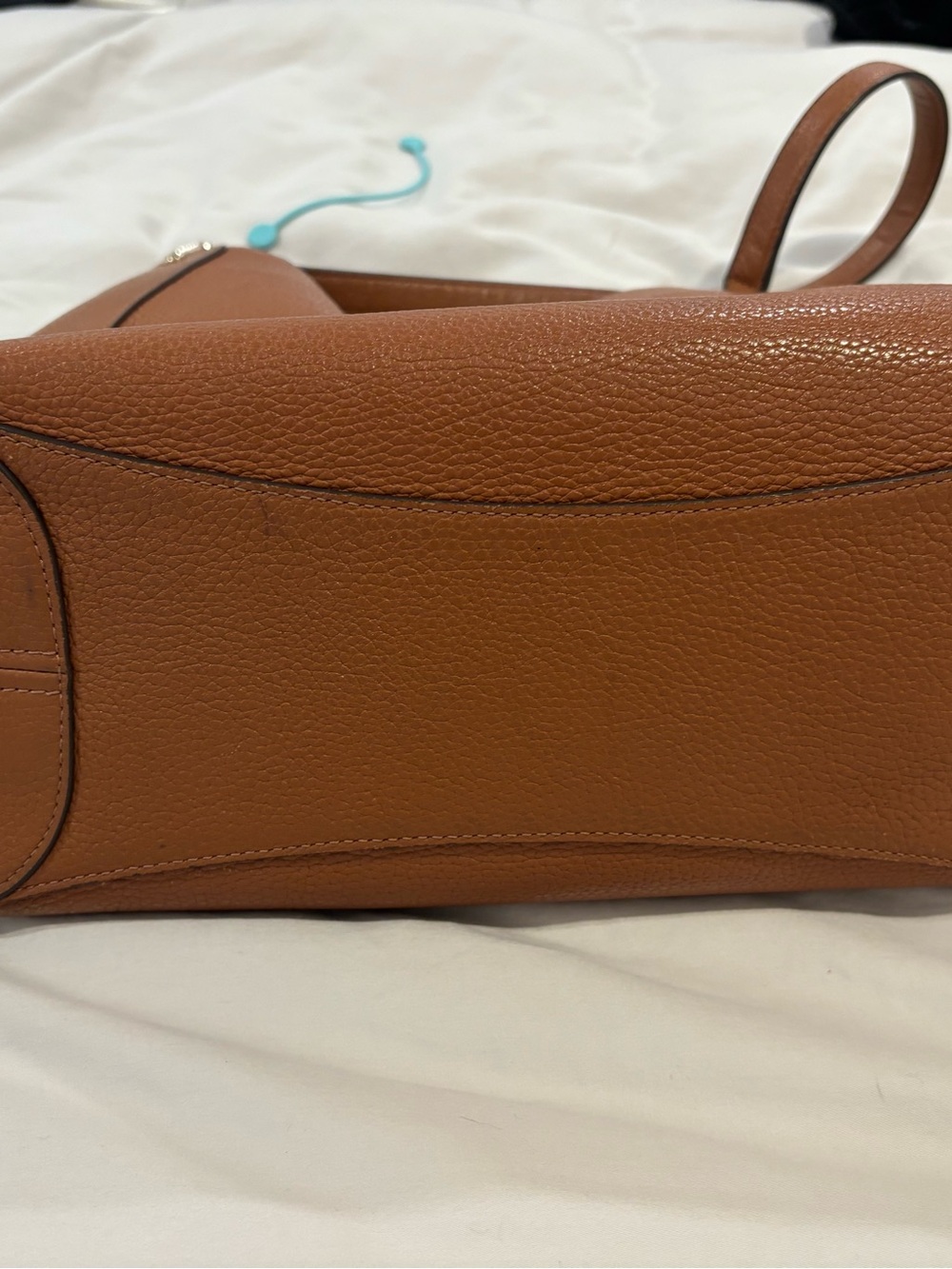 Kate Spade Leila Medium Triple Compartment Shoulder Bag - Picture 4 of 10